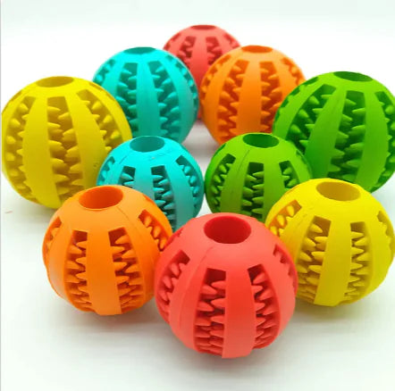 Pakko & Fufu Interactive Rubber Slow Feeder Dog Ball
