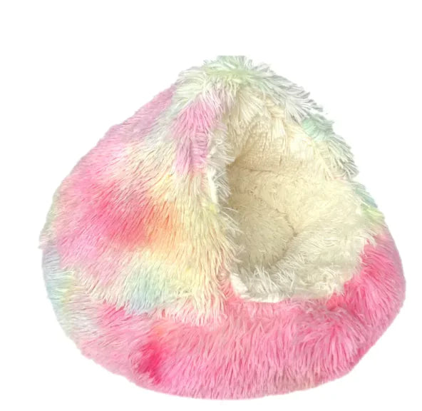 Pakko & Fufu - Plush Shell Cave Bed